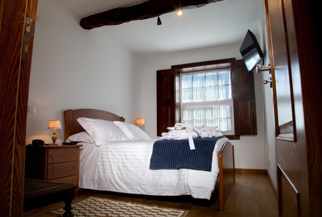Cerrado Dos Outeirinhos Villa Cinfaes Room photo